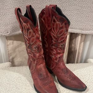 Laredo Cowgirl boots